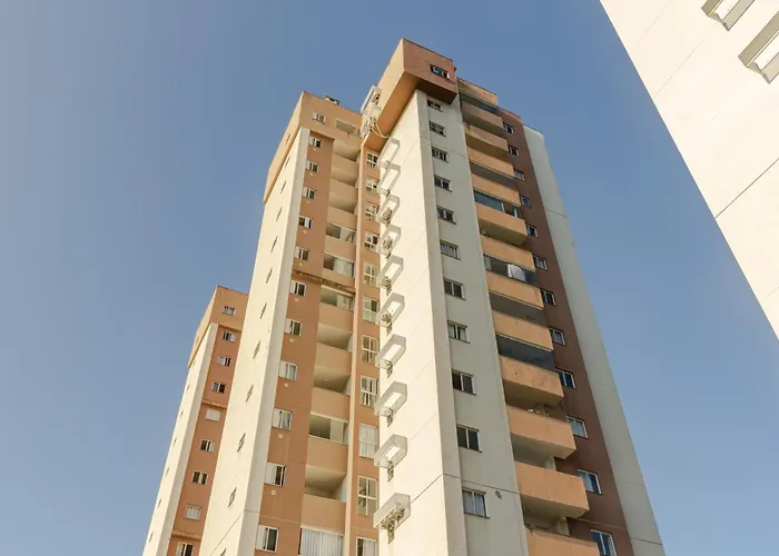 Vista Atlantico: Cond. Arborizado Em Itapema P1474