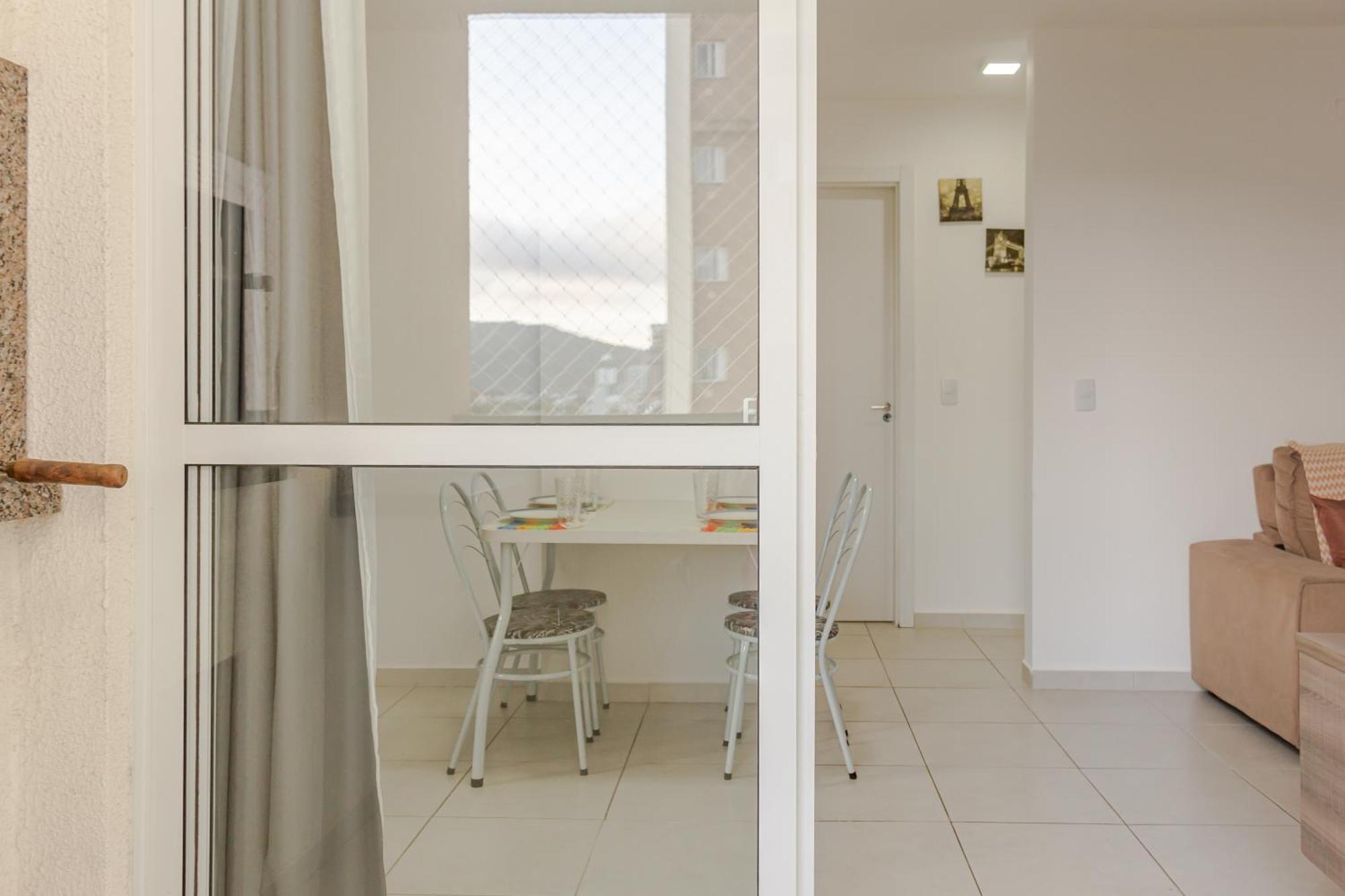 Apartment Vista Atlantico: Cond. Arborizado Em P1474 Itapema