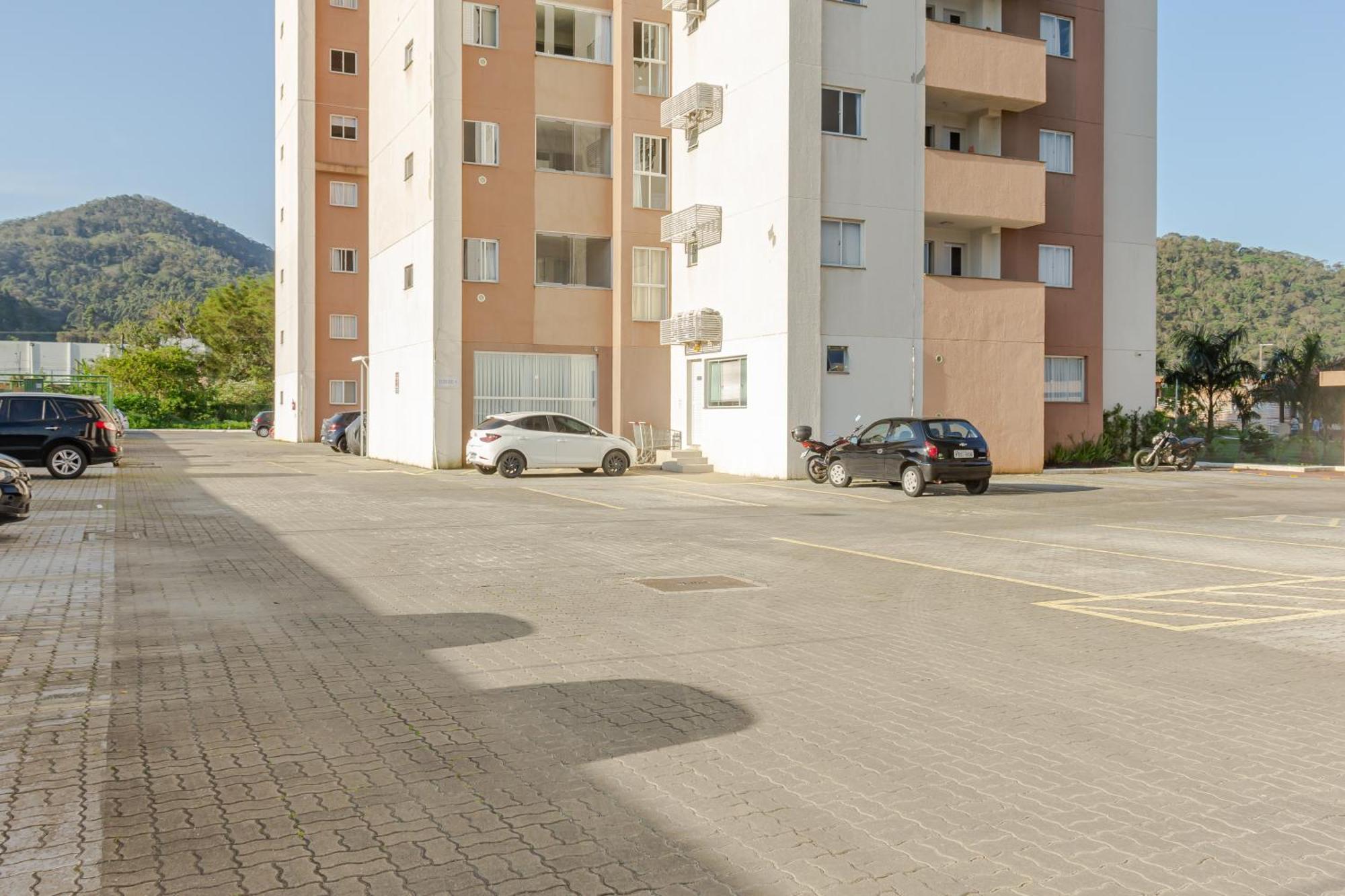 Vista Atlantico: Cond. Arborizado Em P1474 Apartment *