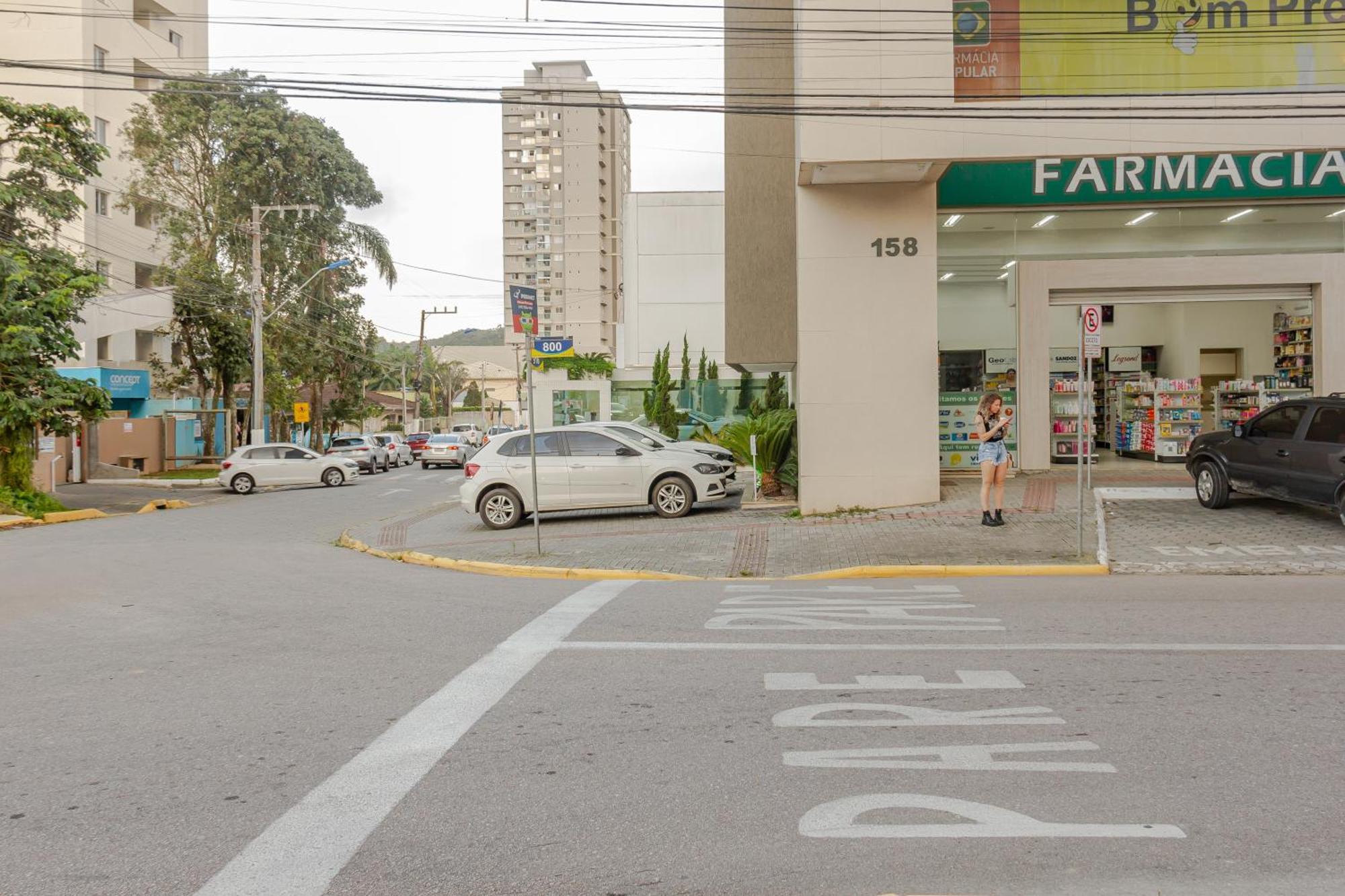 Apartment Vista Atlantico: Cond. Arborizado Em P1474
