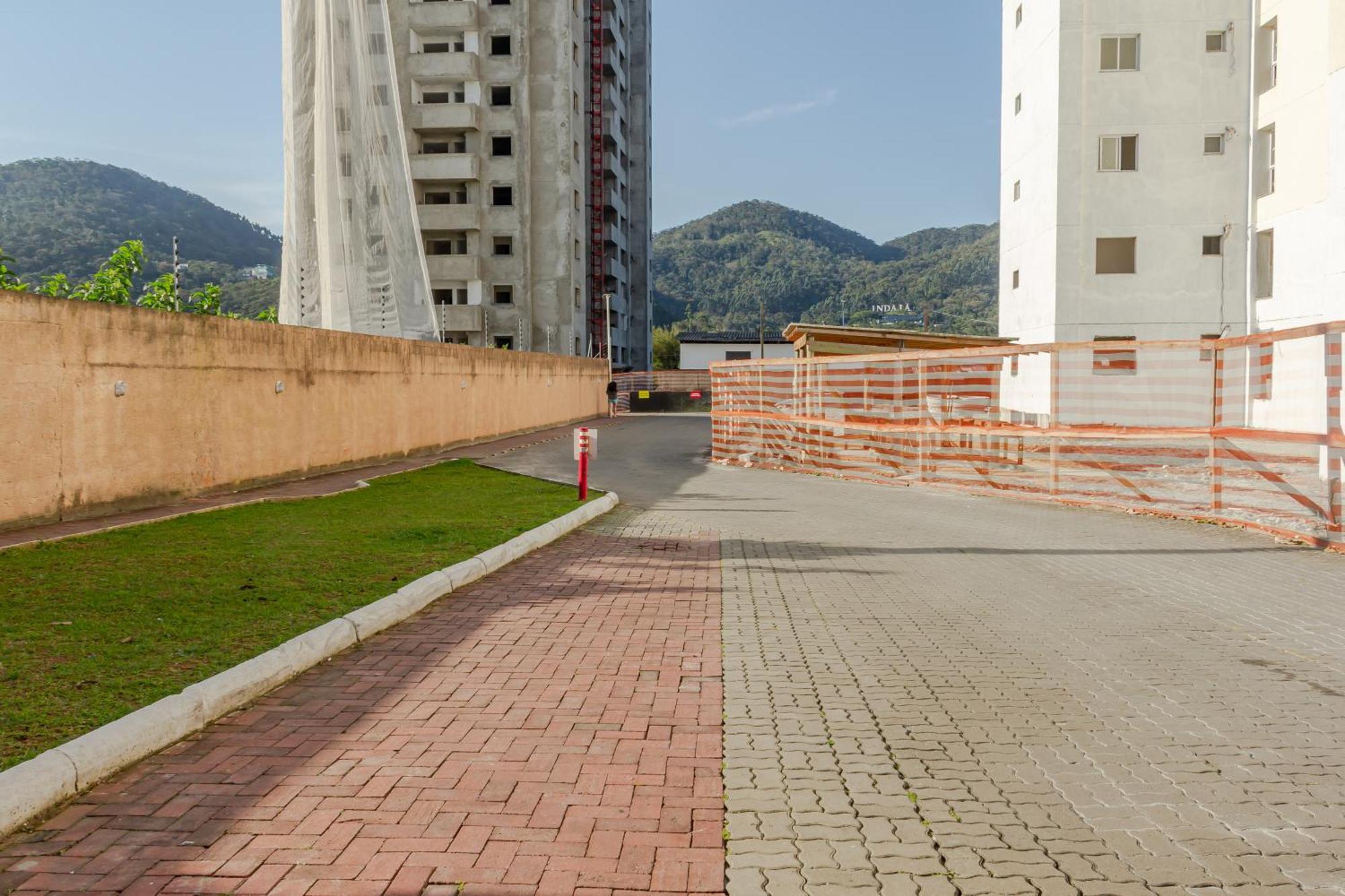 Vista Atlantico: Cond. Arborizado Em P1474
